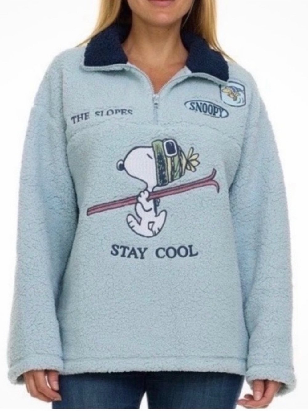 NWT Peanuts Snoopy Hit The Slopes Stay Cool Sherpa Quarter-Zip Pullover Graphic